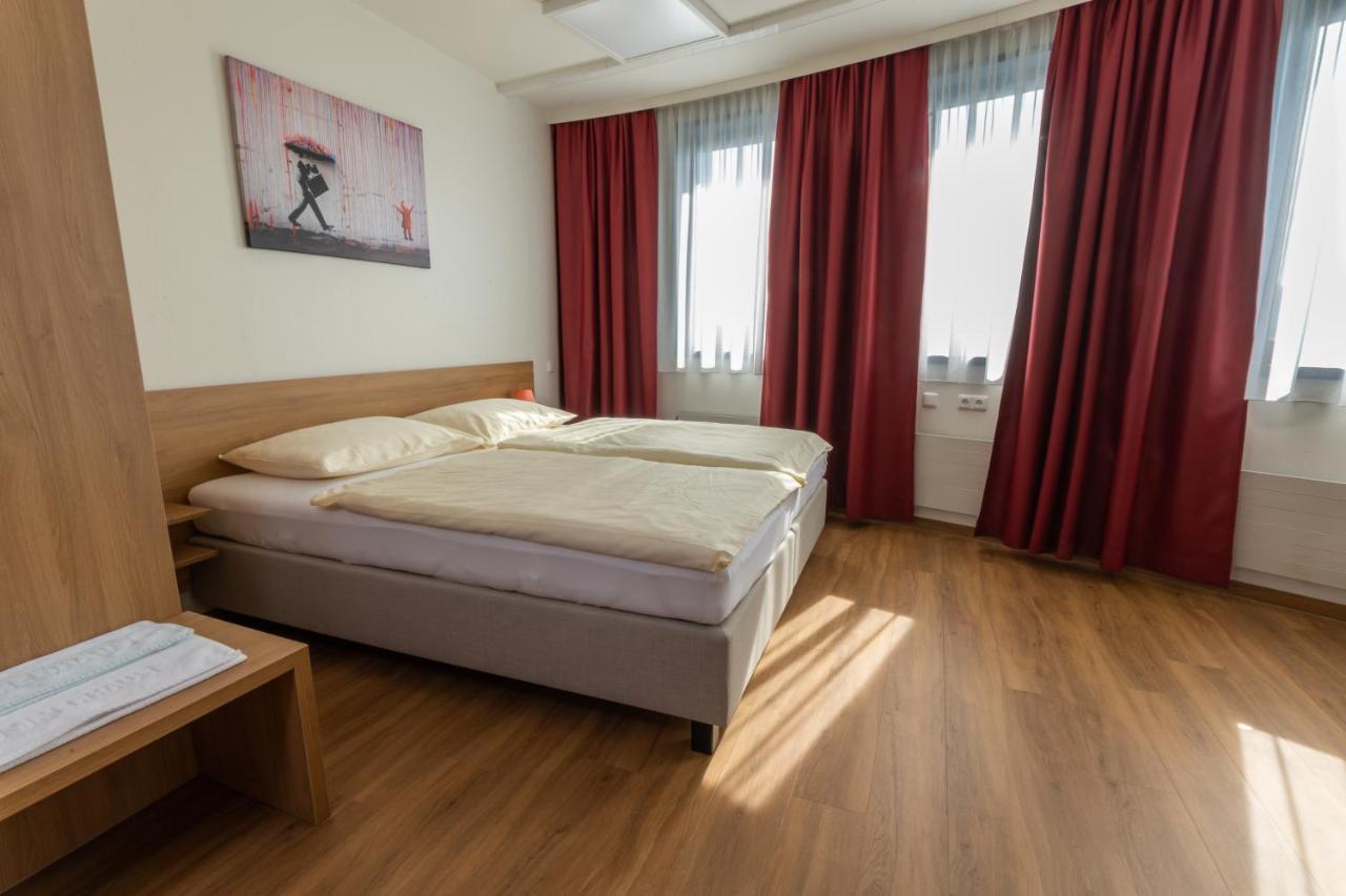 Hotel Sommerhaus Linz Exterior photo